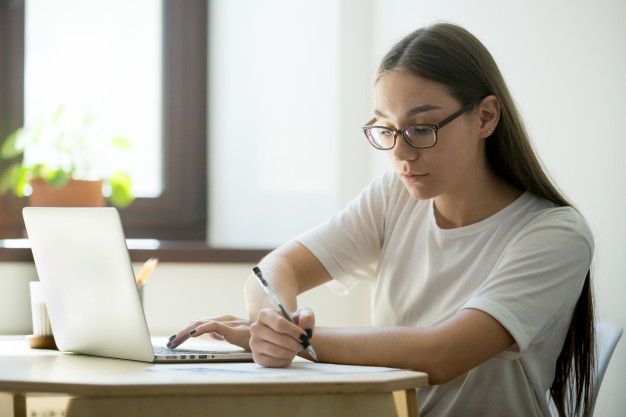 Read more about the article Online Sınavlar ve Değerlendirme Yöntemleri